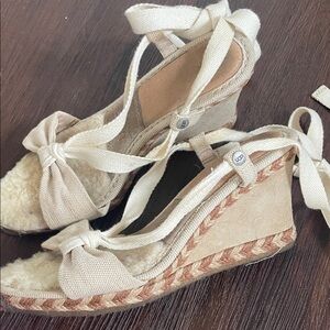 UGG sheepskin lace up wedges vintage Women's